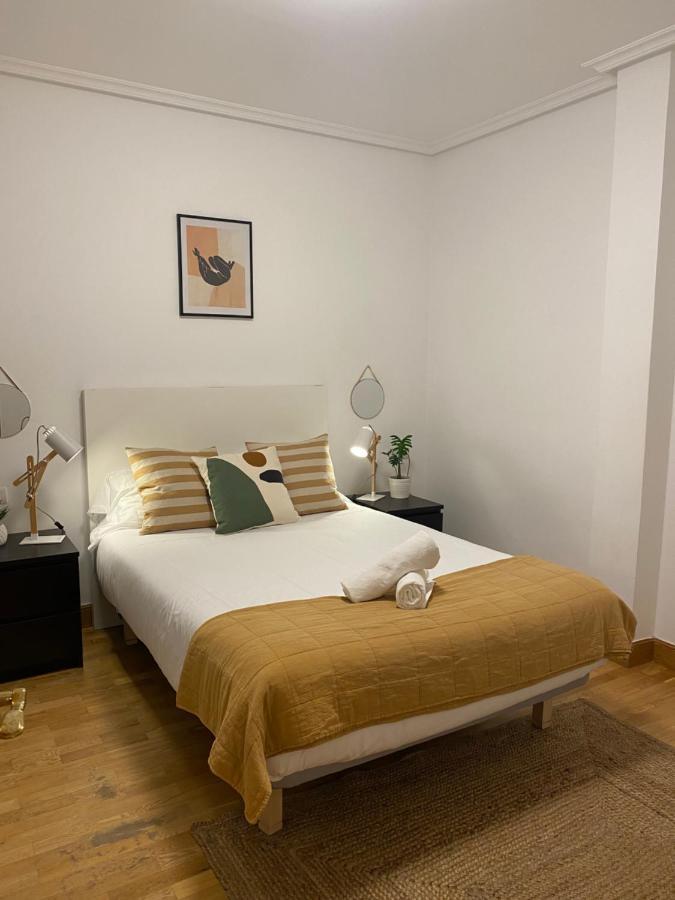 Apartamento Amplio Y Central A Pie De Playa La Concha Сан-Себастьян Экстерьер фото